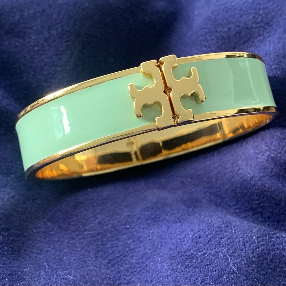 Never Worn Tory Burch Kira Bracelet